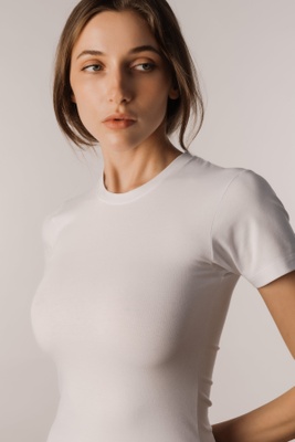 Жіноча біла футболка Luna Laura L008