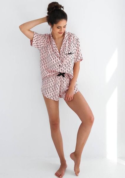 Пижама из вискозы (рубашка + шорты) пудровая Emilia Sensis S2020213